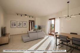 Olbia, Bright Two-Bedroom Apartment with 35 sqm Veranda