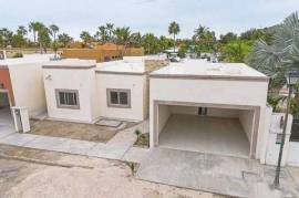 mza 54 lote 714, Casa Coral, East Cape,