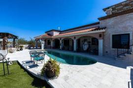 Calle 20, Sheila's & Jim's Home, La Paz,