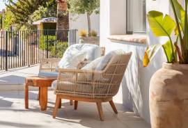 5 Bedrooms - Villa - For Sale