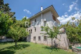 House 400 sq.m for sale