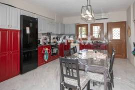 House 400 sq.m for sale