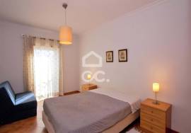 1 bedroom apartment with balcony, parking space and storage room in Armação de Pêra