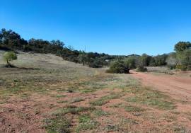 Rustic land with 142,593 m2 in Salir – Loulé.