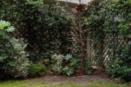 T1 of 76 m² with private garden – Lapa