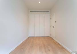 T1 of 76 m² with private garden – Lapa