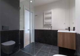 T1 of 76 m² with private garden – Lapa