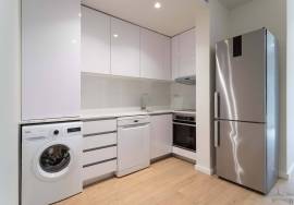 T1 of 76 m² with private garden – Lapa