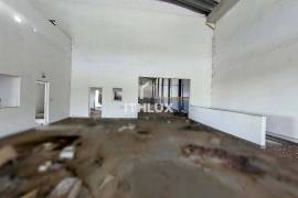 Basement building, ground floor and 1st floor, classified as an area of economic activity - Elvas, Portugal