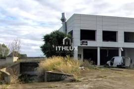Basement building, ground floor and 1st floor, classified as an area of economic activity - Elvas, Portugal