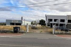 Basement building, ground floor and 1st floor, classified as an area of economic activity - Elvas, Portugal