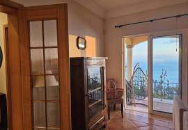 One-Bedroom with Panoramic Ocean Views in Palheiro Village