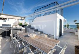 Contemporary 3 Bedroom Sea Front Villa with Rooftop and Ocean Views, Vale do Lobo