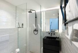 Contemporary 3 Bedroom Sea Front Villa with Rooftop and Ocean Views, Vale do Lobo