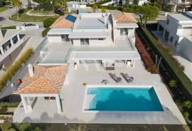5+1 Bedroom Golf Front Villa, Vila Sol