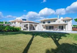 5+1 Bedroom Golf Front Villa, Vila Sol