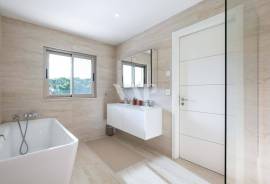 5+1 Bedroom Golf Front Villa, Vila Sol