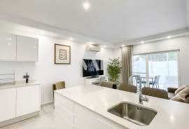 Renovated 1+1 Bedroom Duplex Apartment with Terrace in Vale do Lobo