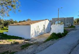 Final phase of construction: 3 Houses on a plot of 6560m² in Santa Bárbara de Nexe - Faro