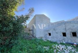 Final phase of construction: 3 Houses on a plot of 6560m² in Santa Bárbara de Nexe - Faro