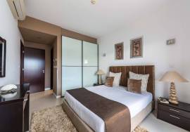 Two bedroom apartment with sea view