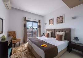 Two bedroom apartment with sea view