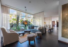 Two bedroom apartment with sea view