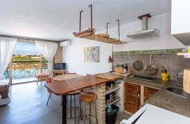 Tavira Riverside Townhouse with Restaurant & Duplex Apartment