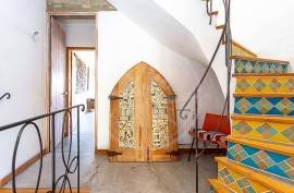 Tavira Riverside Townhouse with Restaurant & Duplex Apartment