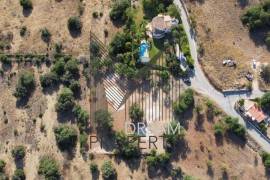 Boliqueime - Rustic land with sea views