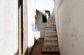 Property for Rehabilitation with Panoramic View in the Village of Boliqueime