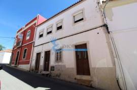 Property for Rehabilitation with Panoramic View in the Village of Boliqueime