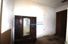 Property for Rehabilitation with Panoramic View in the Village of Boliqueime