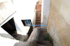 Property for Rehabilitation with Panoramic View in the Village of Boliqueime