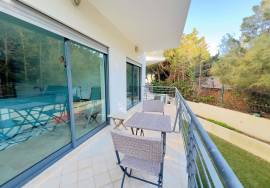 3-Bed Long-Term Rental in Falesia | Gated Algarve Condominium Near the Beach