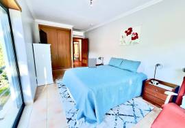 3-Bed Long-Term Rental in Falesia | Gated Algarve Condominium Near the Beach