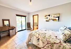 3-Bed Long-Term Rental in Falesia | Gated Algarve Condominium Near the Beach