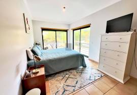 3-Bed Long-Term Rental in Falesia | Gated Algarve Condominium Near the Beach