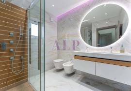 High Specification Villa in Boavista Golf