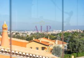 High Specification Villa in Boavista Golf