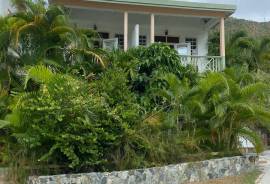 RH-253 Airy 2 bed 2 bath Apartment, Brewer's Bay