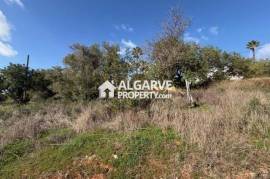 Building plot next to all amenities with panoramic views between Faro & Loulé
