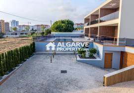 Elegant 2-Bedroom Apartment with Pool near Forte Novo Beach