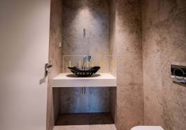 Modern 3-Bedroom Apartment with Sea View in Estreito de Câmara de Lobos