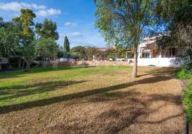 Unique 8-Bedroom Villa | Heated Pool & Lush Gardens | Vale da Lapa, Carvoeiro