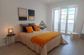 Renovated T3 in Benfica with Balconies Renovated T3 in Benfica with Balconies