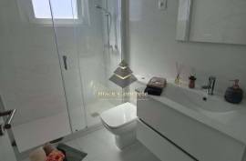 Renovated T3 in Benfica with Balconies Renovated T3 in Benfica with Balconies