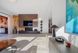 Vilamoura - Modern 3+1 villa with heated pool and golf views for sale