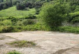 Building plots in Alonsotegi with a project for 51 homes and great development potential