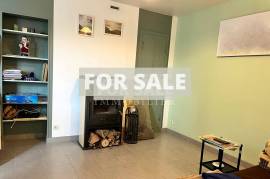 Town House with Neat Garden